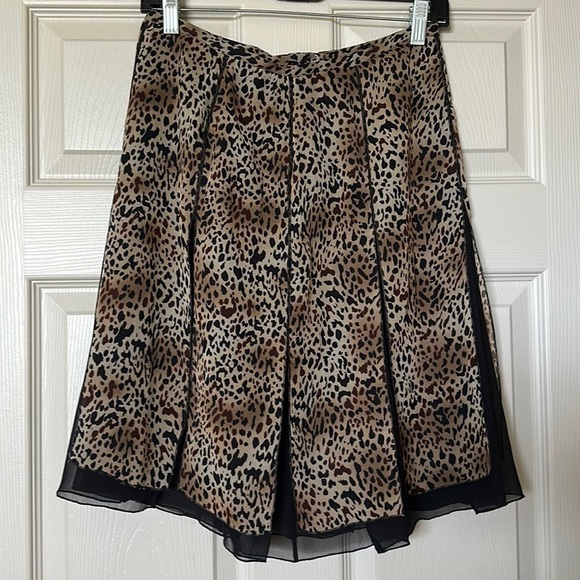Allison Taylor 100% silk Cheetah Print Short Skirt - Picture 1 of 11